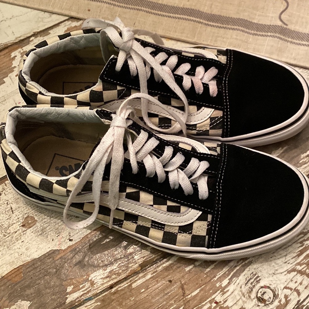 Vans Women’s 9 Men’s 7.5